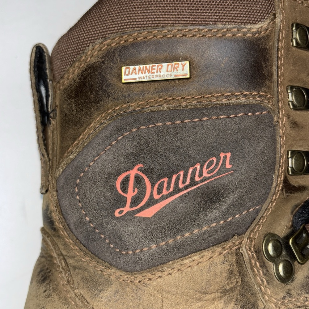Men’s Danner 8” Brown Suede Steel Toe Composite Cap Waterproof Work Boots Size 9 - Picture 5 of 8